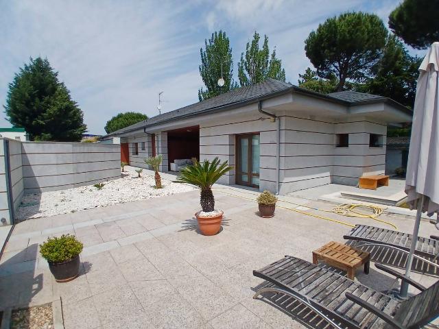 Villa en venta en Collado Villalba, La Estación