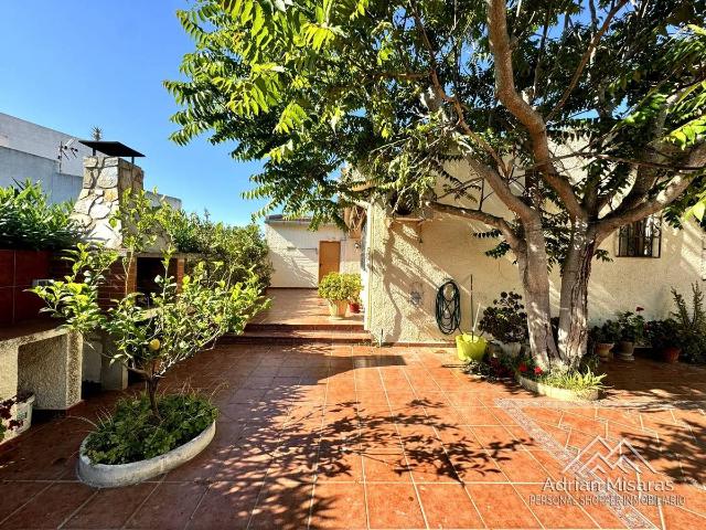 Chalet en venta en Baix Ebre, Catalunya