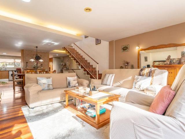 Chalet en venta en Àngela Roca, Baix Llobregat