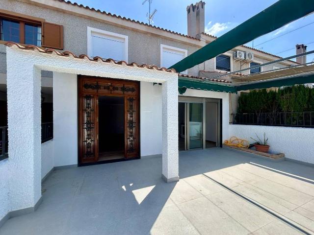 Villa en venta en Dolores