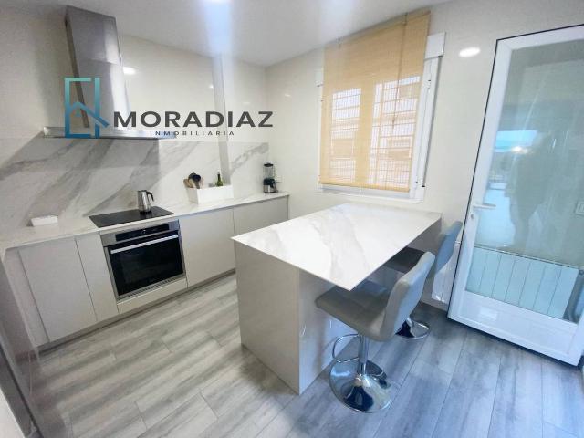 Villa en venta en Don Benito, Barrio de San Sebastián