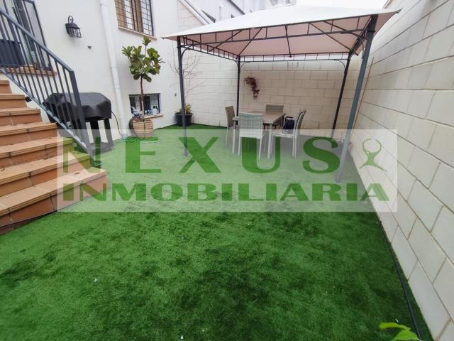 Villa en venta en Don Benito, Barrio de San Sebastián