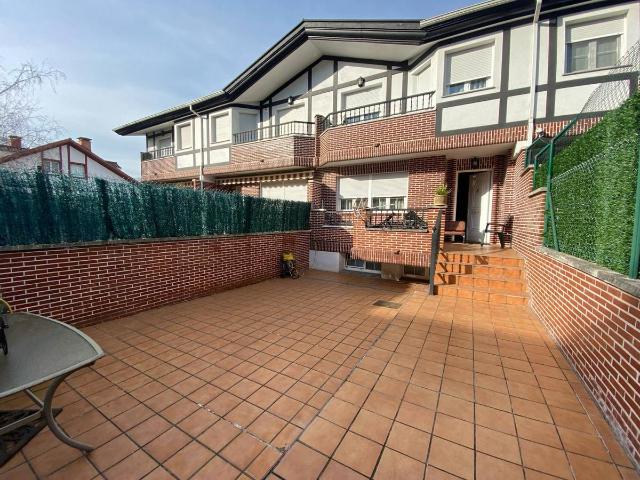 Chalet en venta en Durango, Guipúzcoa