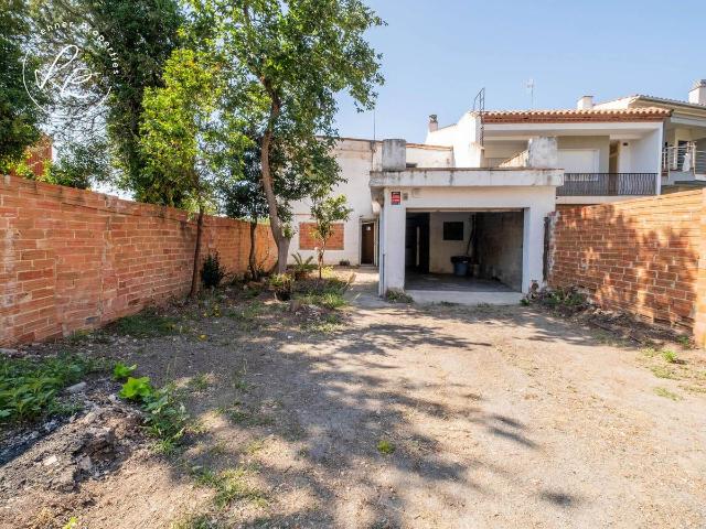Chalet en venta en Figueres, Girona