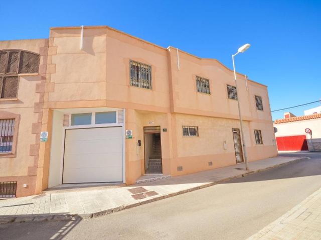 Chalet en venta en Almedina, Almería