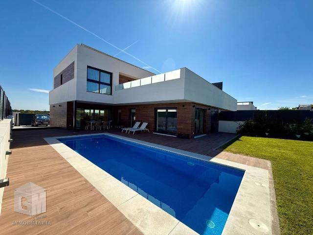 Chalet en venta en Villaviciosa De Odón, Madrid
