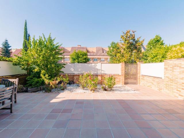Chalet en venta en Rozas De Puerto Real, Madrid