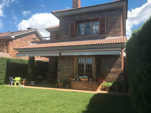 Chalet en venta en Rozas De Puerto Real, Madrid