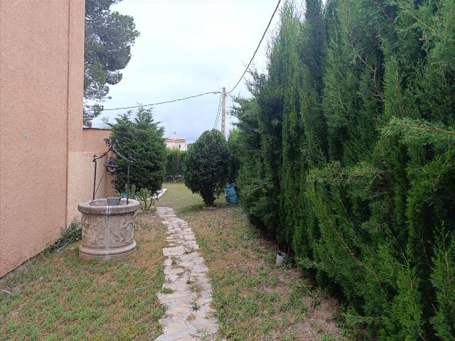 Villa en venta en Mont-roig Del Camp