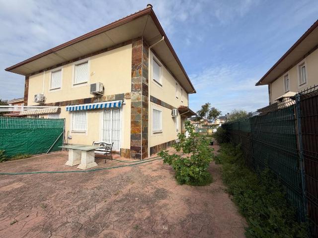 Chalet en venta en El Casar, Castilla-La Mancha