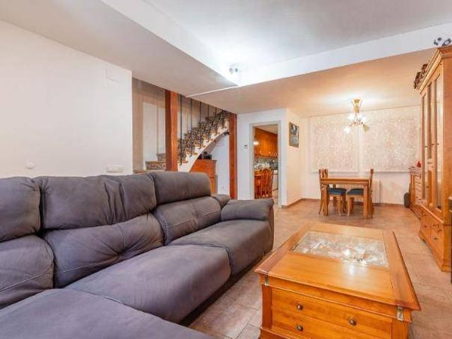 Villa en venta en Cubelles, Barri de la Creu