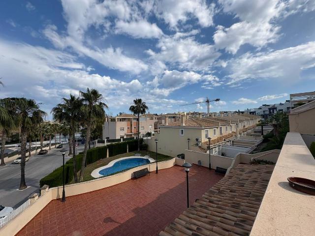 Villa en venta en Torremolinos