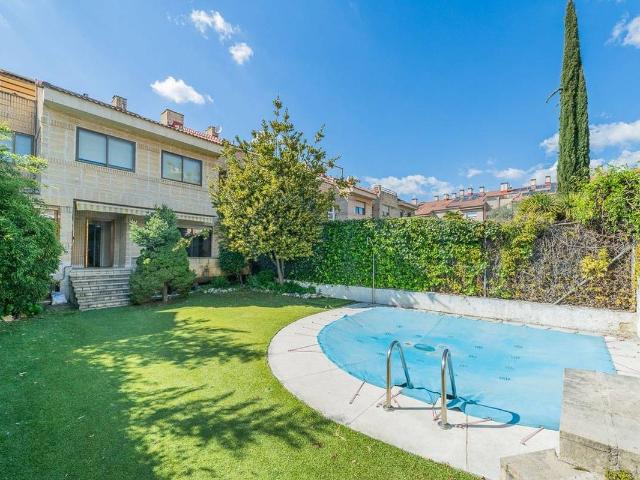 Chalet en venta en Rozas De Puerto Real, Madrid