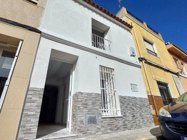 Chalet en venta en el Vinalopó Mitjà / El Vinalopó Medio, Valencia