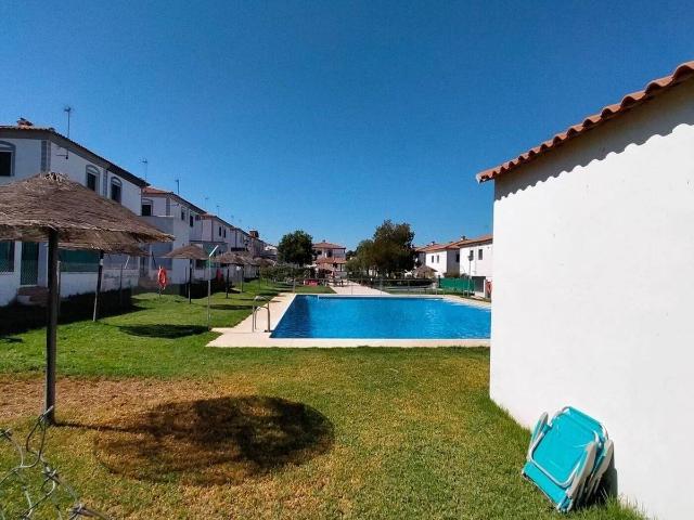 Villa en venta en El Real De La Jara