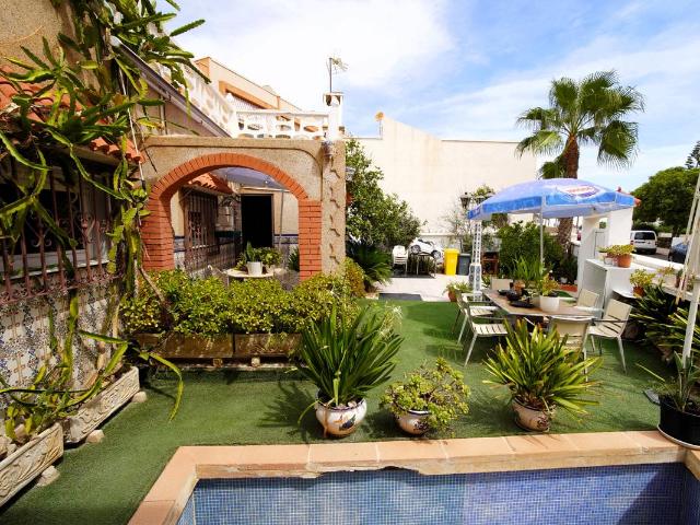 Chalet en venta en Los Depósitos, Roquetas de Mar