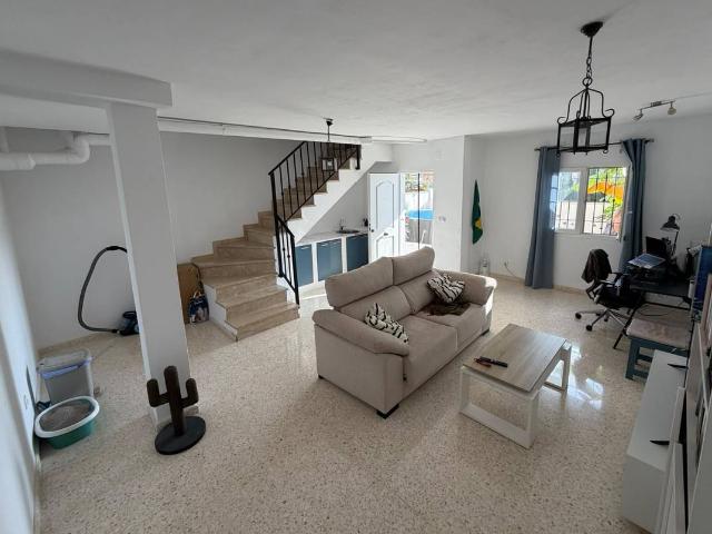 Chalet en venta en La Línea de la Concepción
