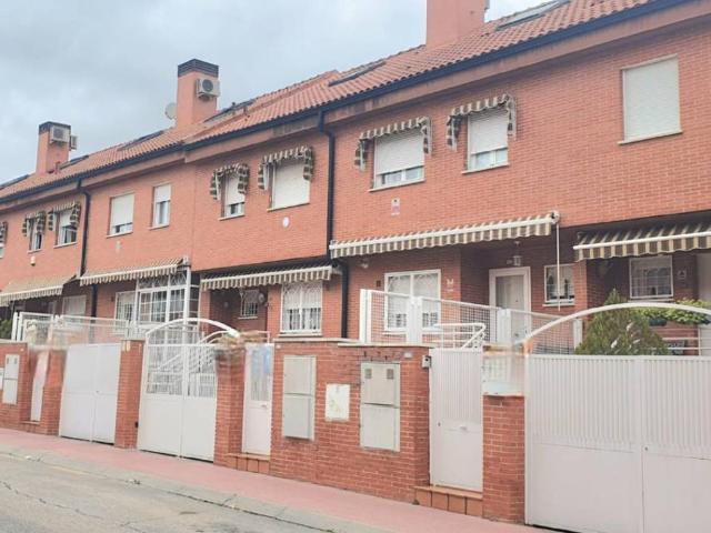 Chalet en venta en Distrito I, Alcalá De Henares