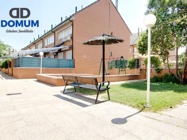 Villa en venta en Alcalá De Henares, Venecia