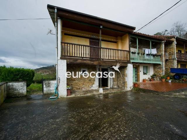 Chalet en venta en Entrambasaguas, Cantabria