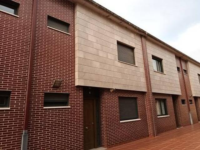 Chalet en venta en Entrena, La Rioja