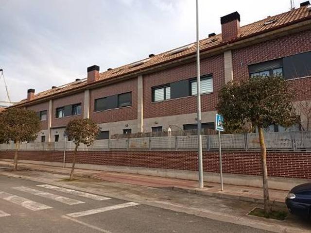 Chalet en venta en Entrena, La Rioja