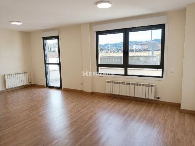 Chalet en venta en Entrena, La Rioja