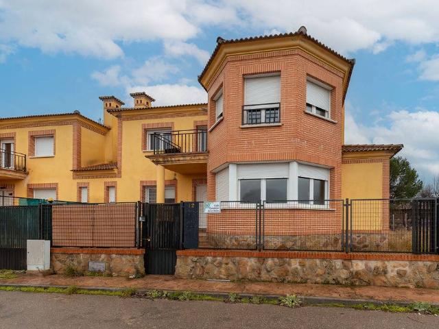 Villa en venta en Escalona