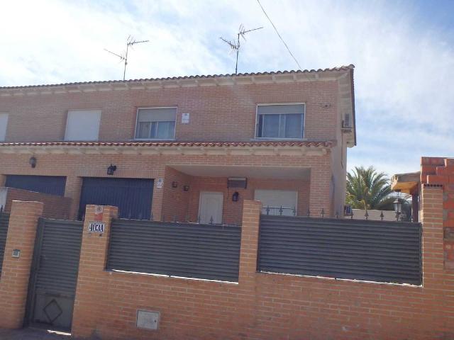 Chalet en venta en Escalona, Castilla-La Mancha