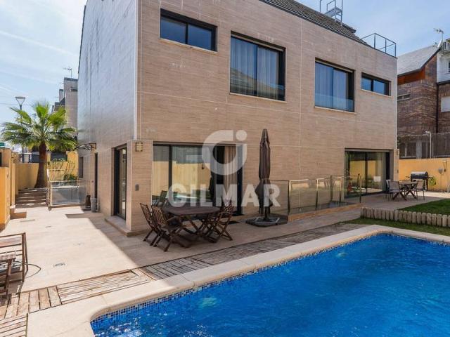 Chalet en venta en Pozuelo Estación, Pozuelo De Alarcón