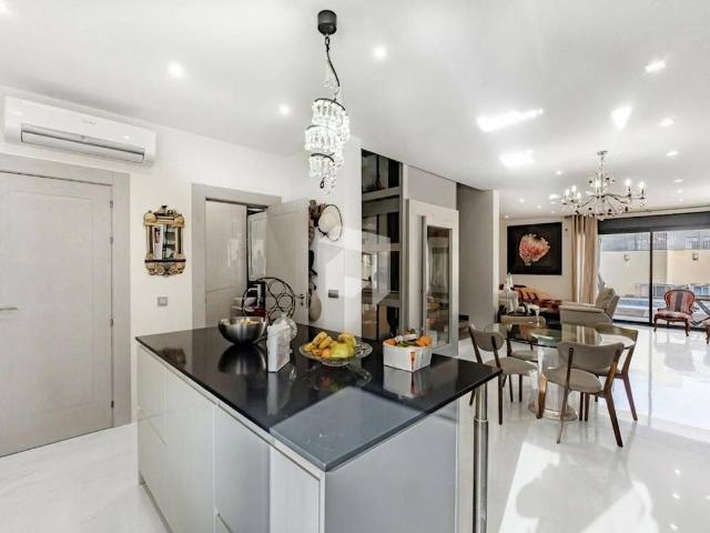 Chalet en venta en Pozuelo Estación, Pozuelo De Alarcón
