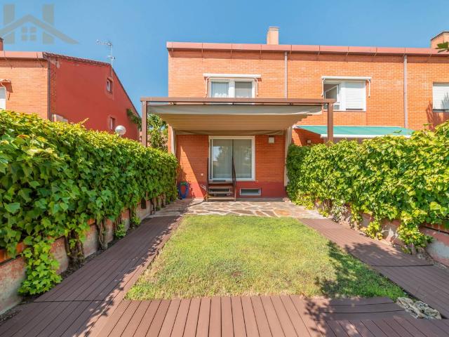 Chalet en venta en Tres Cantos, Madrid