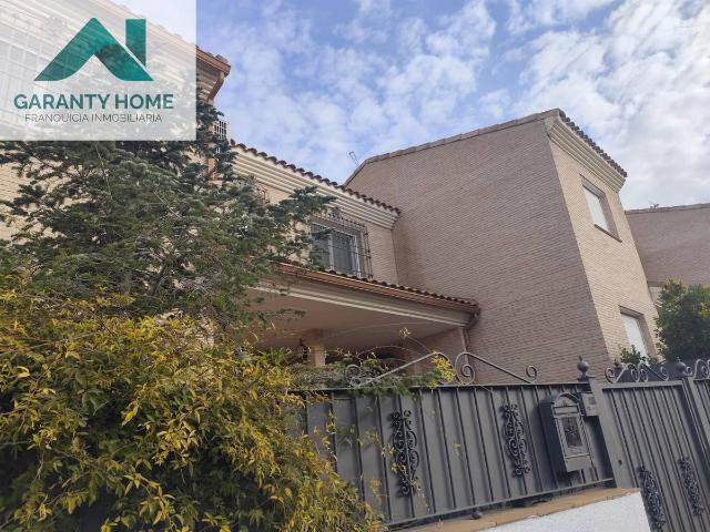 Villa en venta en Illescas