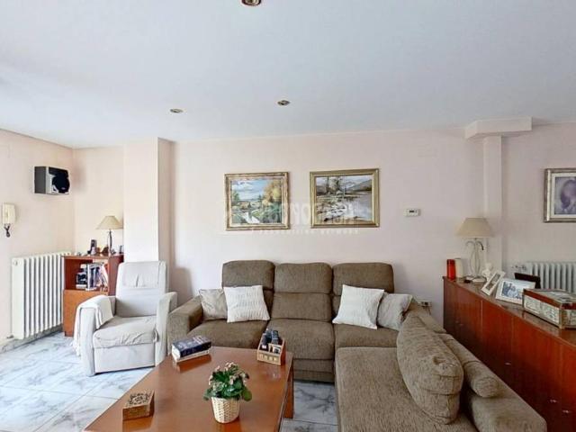 Chalet en venta en Plaça Major, Osona
