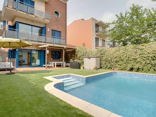 Villa en venta en Granollers, Centre