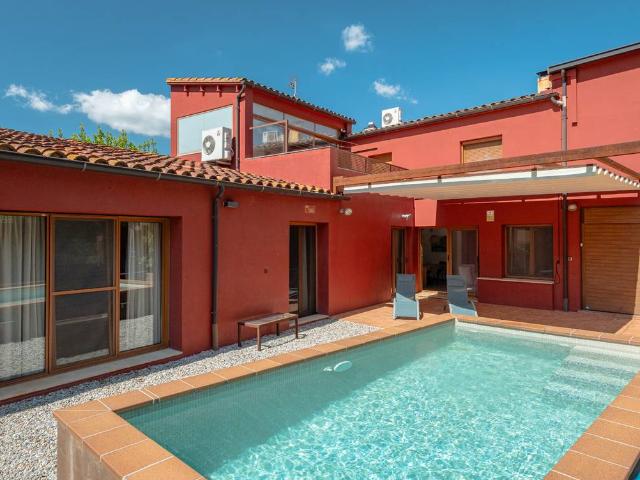 Chalet en venta en Vulpellac, Forallac