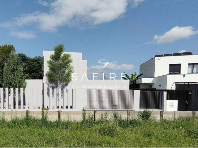 Casa en venta en Girona
