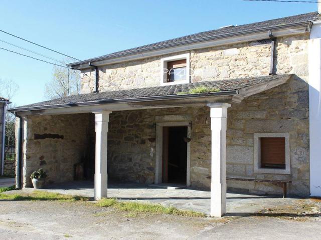Chalet en venta en Friol, Lugo