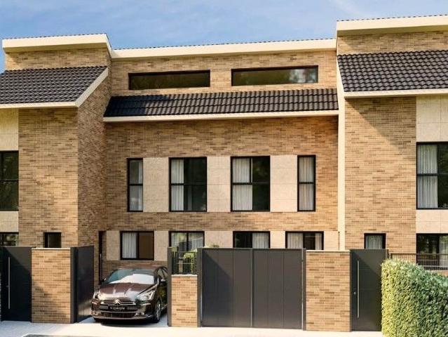 Villa en venta en Parla, La Laguna