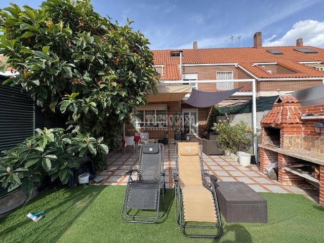 Villa en venta en Parla, La Laguna