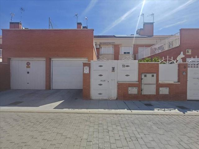 Chalet en venta en Parla, Madrid