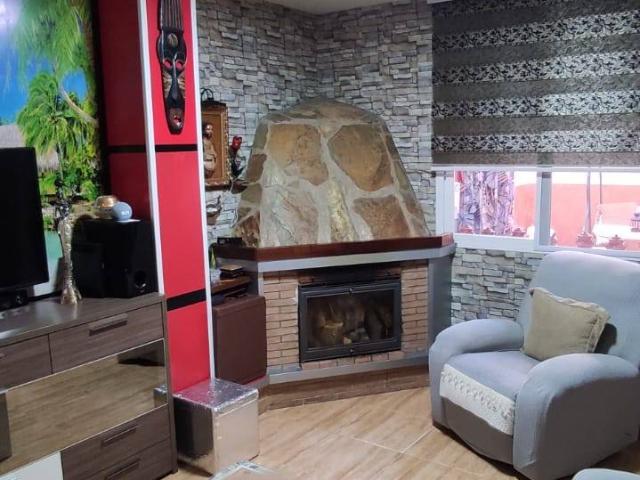 Chalet en venta en Fuerte Del Rey, Jaén