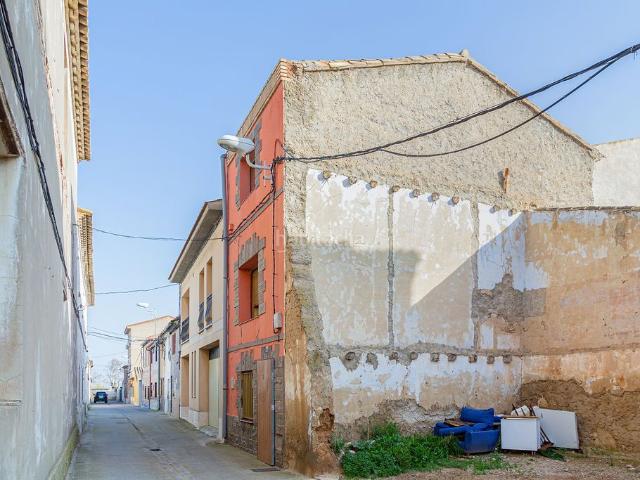 Chalet en venta en Gallur