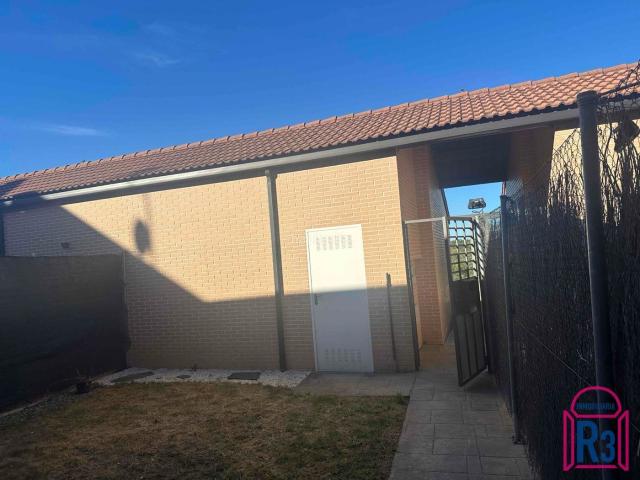 Chalet en venta en La Flecha de Torío, Garrafe De Torío