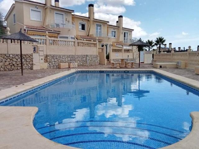 Chalet en venta en Gata De Gorgos, Valencia