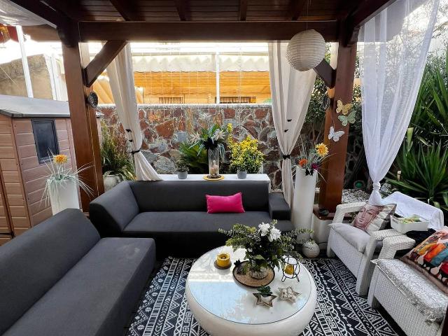 Chalet en venta en Parcelas de Porsiver, Gelves