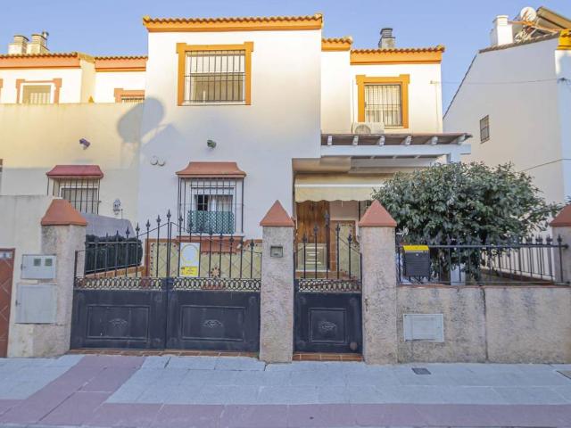 Chalet en venta en Parcelas de Porsiver, Gelves