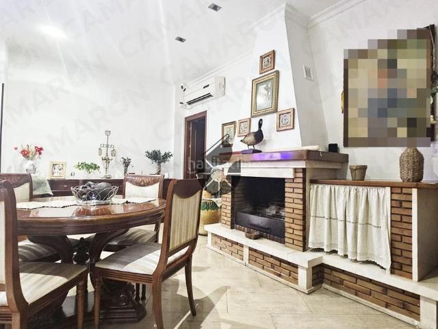 Chalet en venta en Parcelas de Porsiver, Gelves