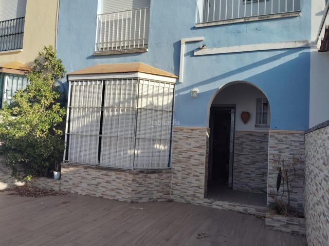 Chalet en venta en Gerena, Sevilla