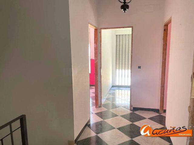 Chalet en venta en Gilena, Andalucía